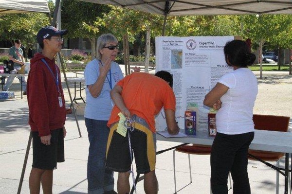 2011_06_25 HAM Field Day_0237.jpg