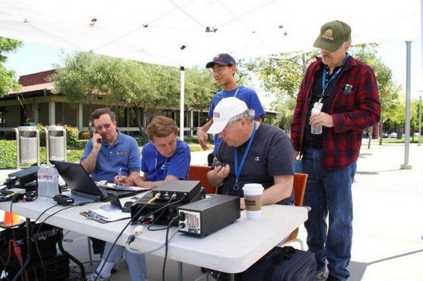 2011_06_25 HAM Field Day_0313.jpg